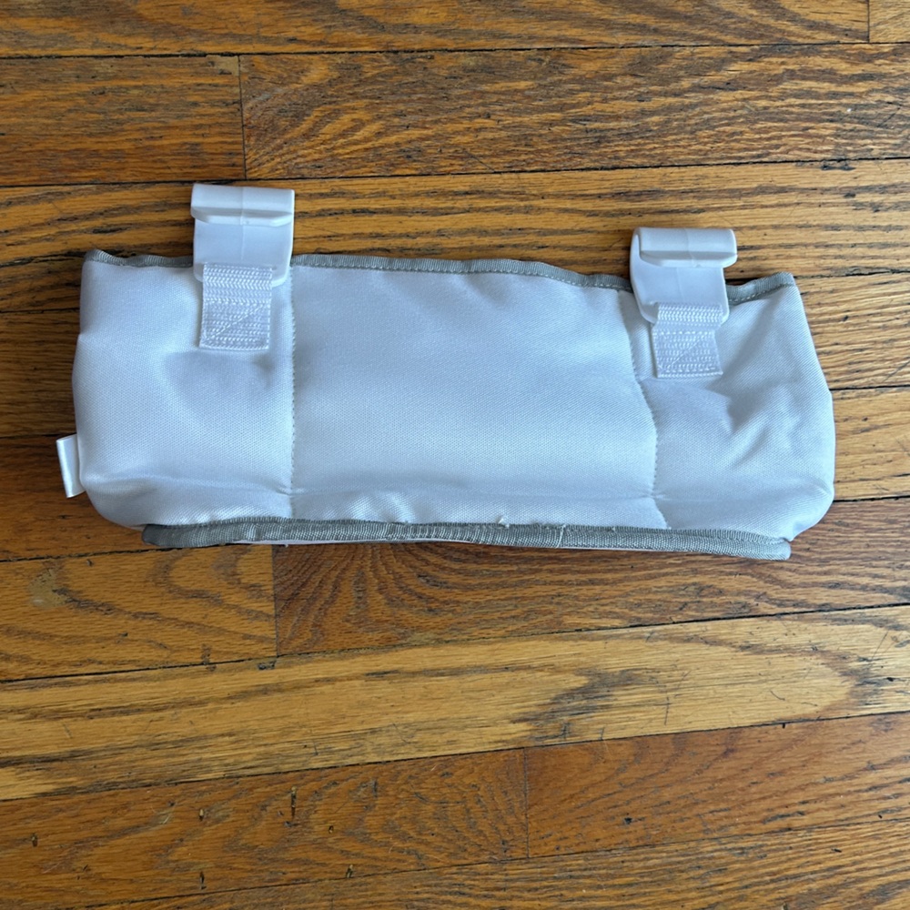 Halo Bassinet Clip-On Caddy